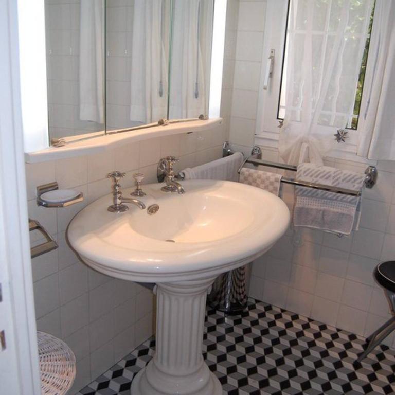 Juan Les Pins Near Cannes Beaches 18-20 Guests - Villa - 56