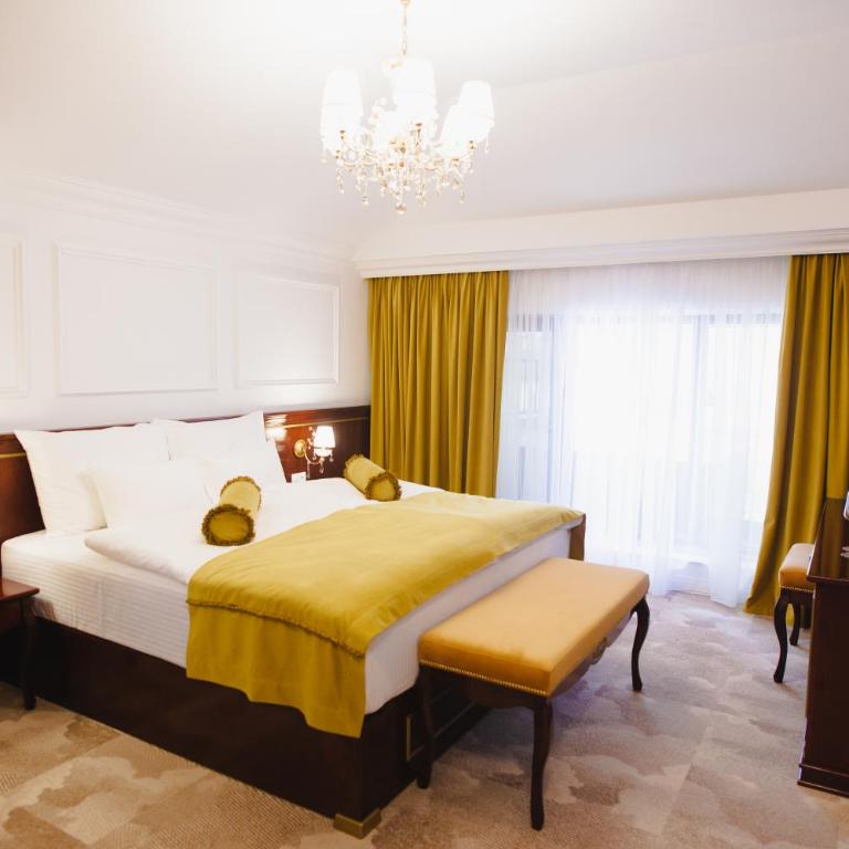 Hotel Integra Banja Luka - Superior Dvokrevetna Soba sa Bračnim Krevetom - 4