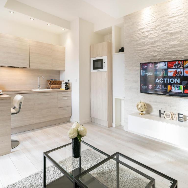 Portes de Monaco, 2 pièces rénové - AA - Appartement 1 Chambre - 16