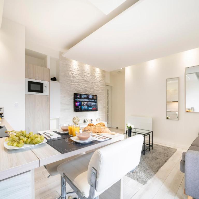 Portes de Monaco, 2 pièces rénové - AA - Appartement 1 Chambre - 10