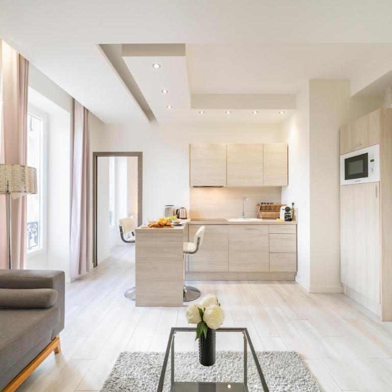 Portes de Monaco, 2 pièces rénové - AA - Appartement 1 Chambre - 3