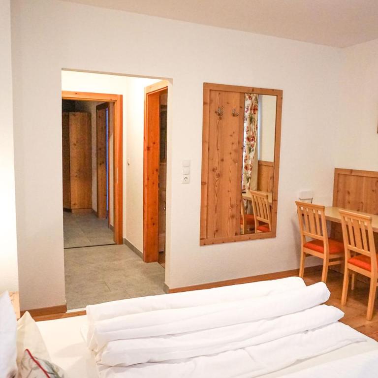 Pension Angern - Doppelzimmer - 6