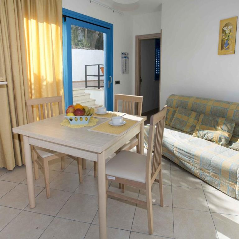 Terra del Sole - Quadruple Room with Garden View - 1