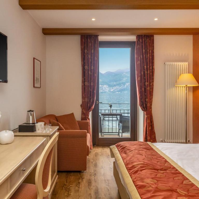 Lake Front Hotel Brenzone - Suite Superior - 7