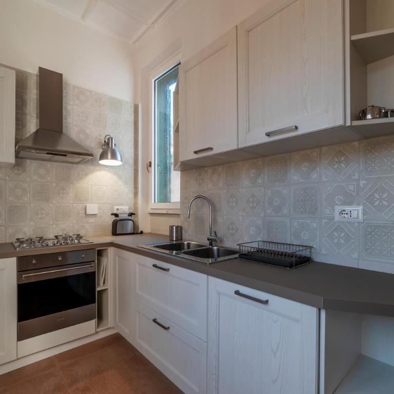 GuestHost - Trastevere Luxury Apartment with Terrace - Appartamento con 2 Camere da Letto - 5
