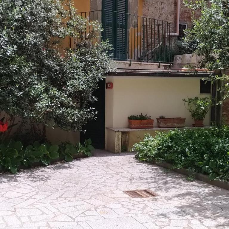 Residence Domus - Appartamentino su 2 Livelli - 1