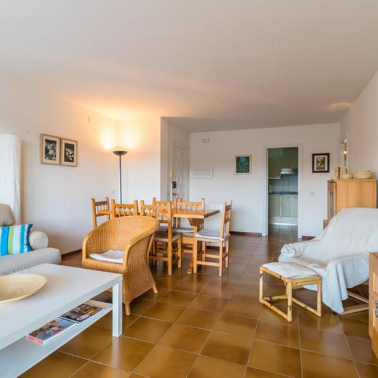 AV-1 CALELLA DE PALAFRUGELL 6 Pax - Apartamento de 3 dormitorios - 7