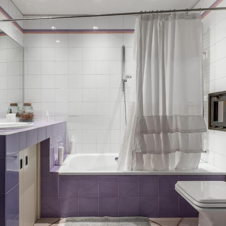 Studio Fusari a Piazza Maggiore by Wonderful Italy - Queen Room - 11