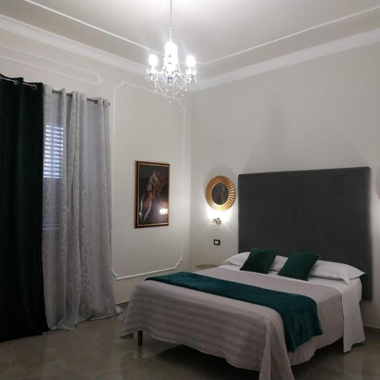 Amaris - Double Room with Private Bathroom - 26