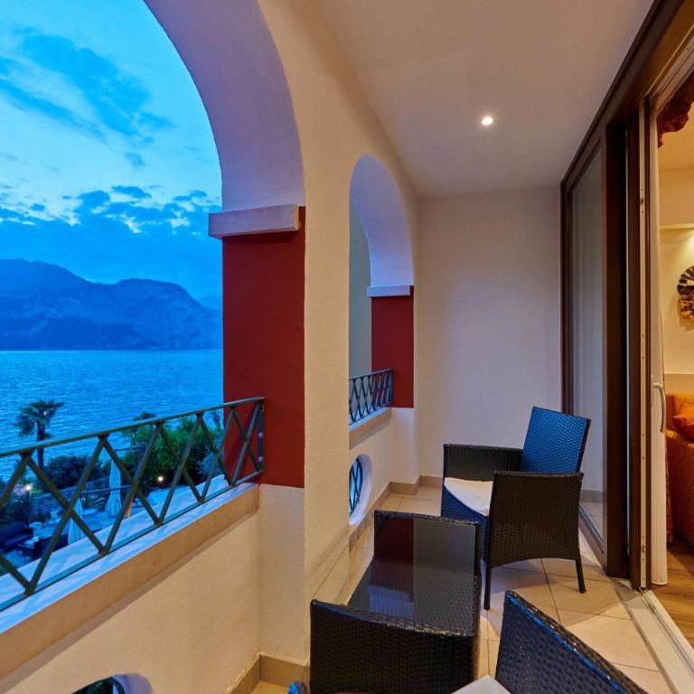 Lake Front Hotel Brenzone - Suite Deluxe - 3