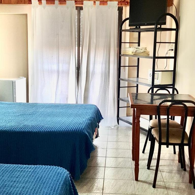 Tony Center III - Economy Triple Room - 6