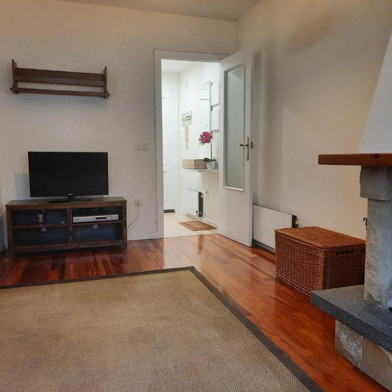 Acogedor y cálido apartamento con vistas a la montaña - Apartment mit 1 Schlafzimmer - 4