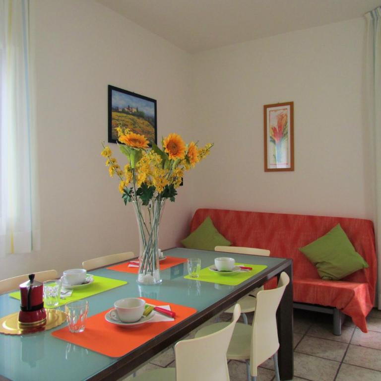 Comfortable villa close to the beach - Villa - 7