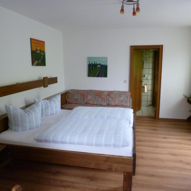 Landhaus Birgit - Apartment 13 mit 2 Schlafzimmern - 2
