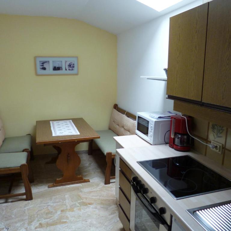 Landhaus Birgit - Apartment 13 mit 2 Schlafzimmern - 3