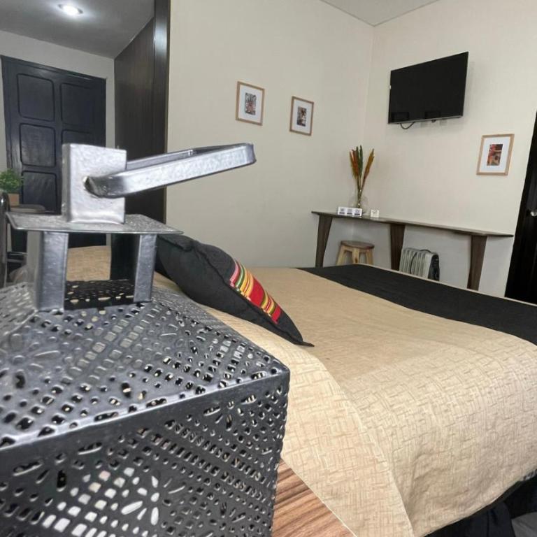 Hotel Sagarnaga - Habitación Deluxe - 1 cama grande - 5