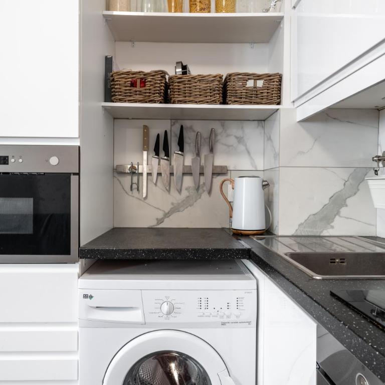 Logement entier à Paris - One-Bedroom Apartment - 4