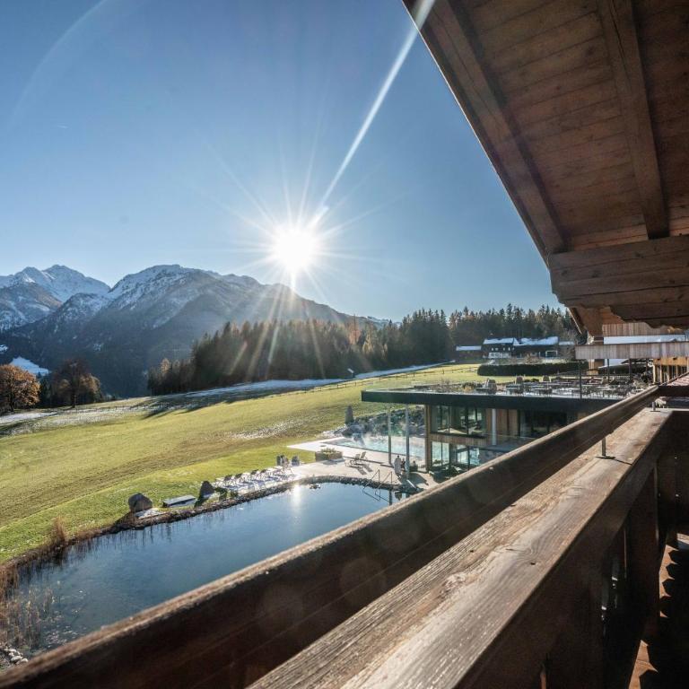 Gut Sonnberghof - Suite mit Bergblick - 4