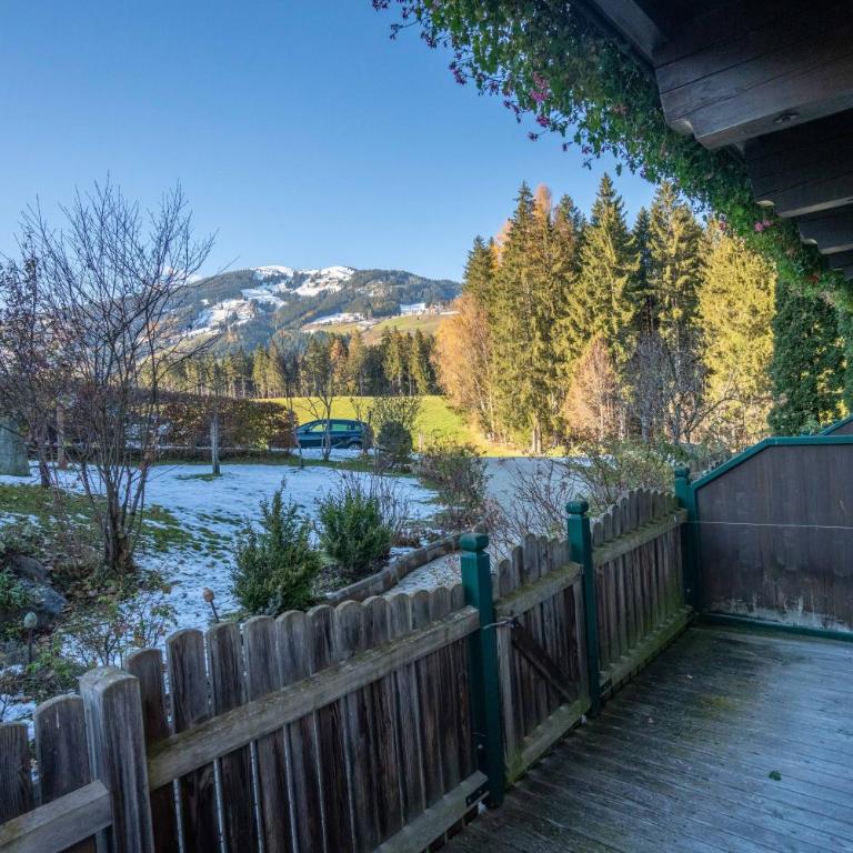 Gut Sonnberghof - Familienzimmer mit Terrasse - 1