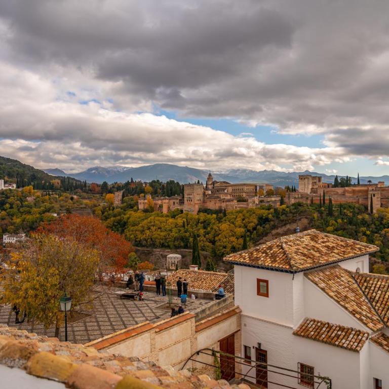 Florentia San Nicolás - Deluxe Room with Alhambra View 4 - 2