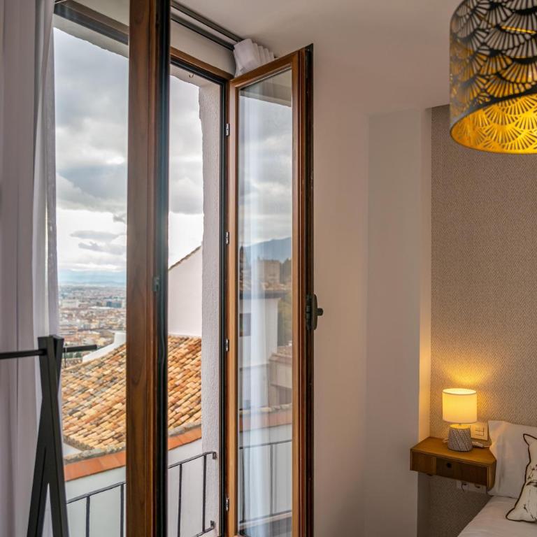 Florentia San Nicolás - Deluxe Room with Alhambra View 3 - 3
