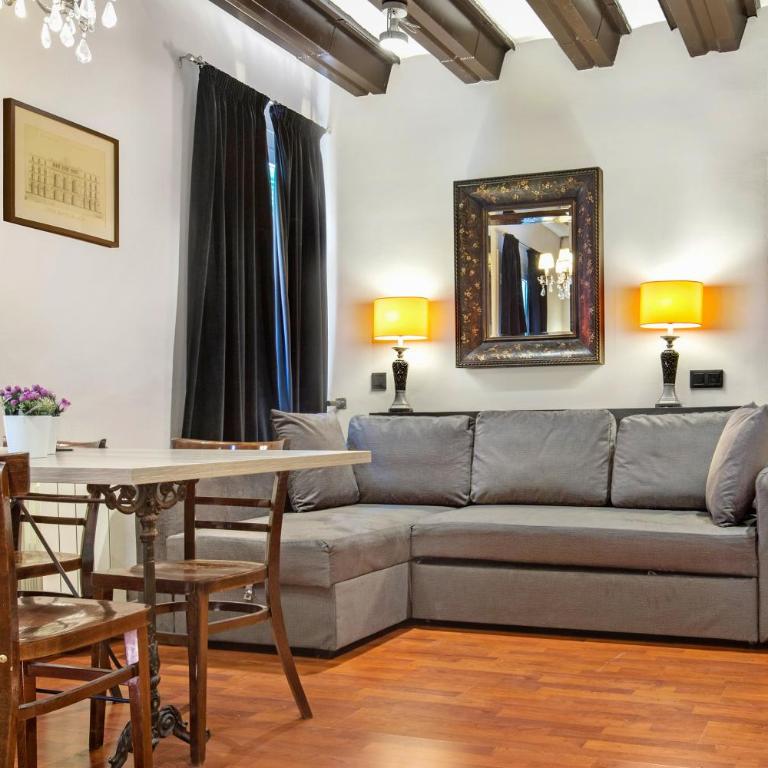 Stay U-nique Apartments Carretes - One-Bedroom Apartment - 6