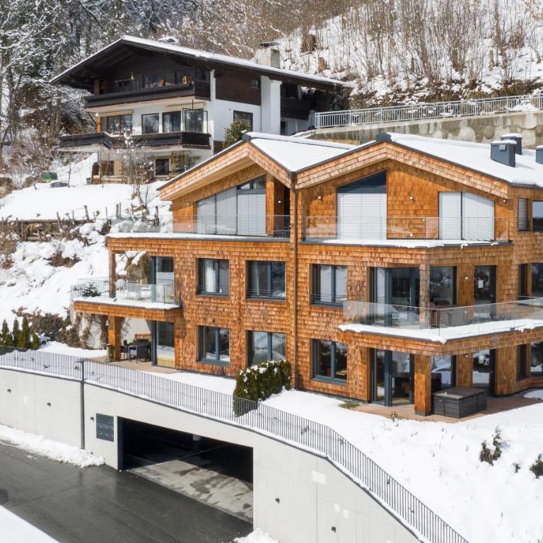 Apartments Adlerhorst Top 1 Zell am See with private sauna and Zell am See Kaprun summercard in summer - Apartment with Terrace - 38