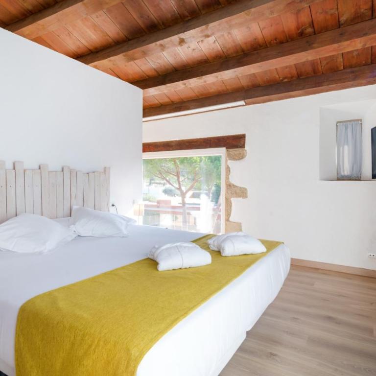 Mas Ses Vinyes - Adults Only - Suite con cama extragrande y vistas a la piscina - 7