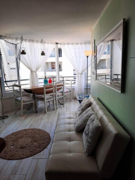 Hermoso departamento frente al mar - Two-Bedroom Apartment - 44
