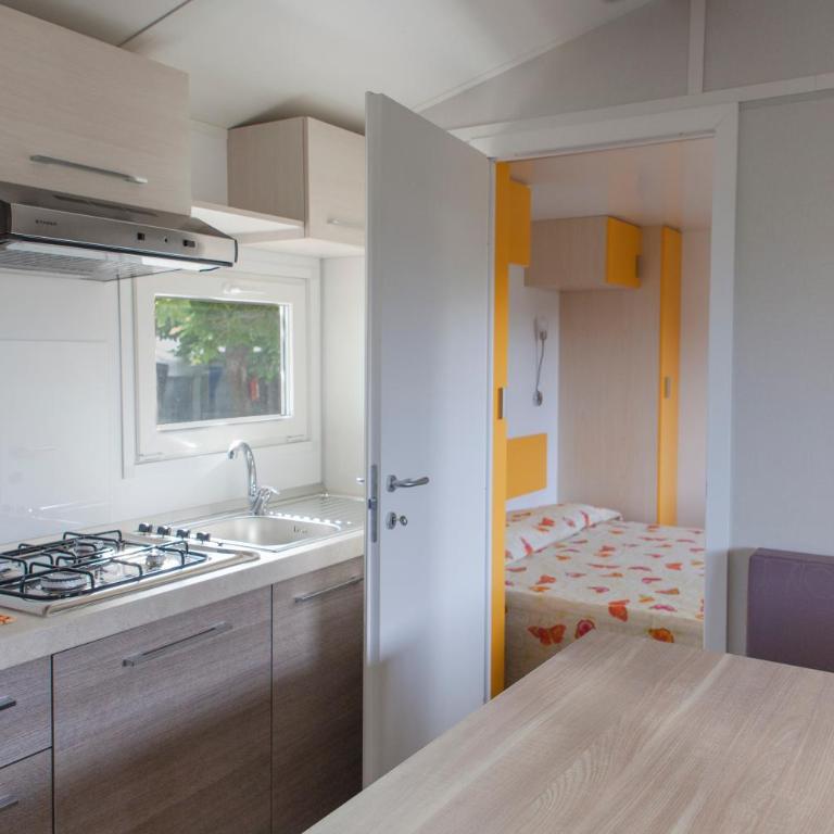 Camping Delfino - Casa Mobile (4 Adulti) - 9