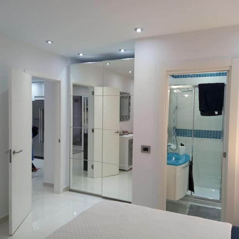 Apartamento con impresionantes vistas y piscina - Apartamento con terraza - 12