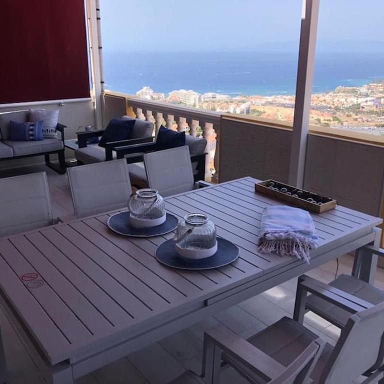 Apartamento con impresionantes vistas y piscina - Apartamento con terraza - 39