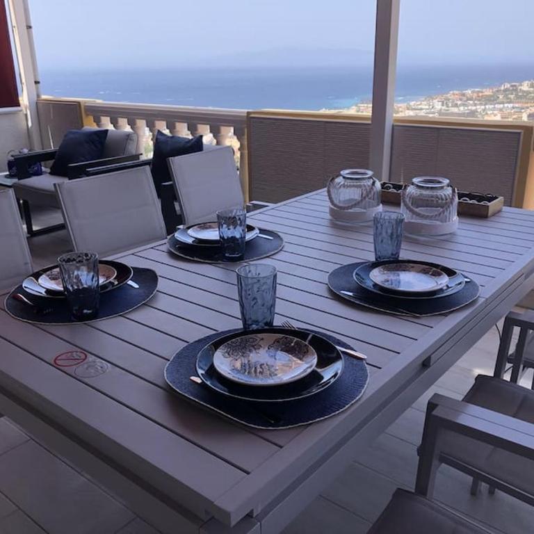 Apartamento con impresionantes vistas y piscina - Apartamento con terraza - 47