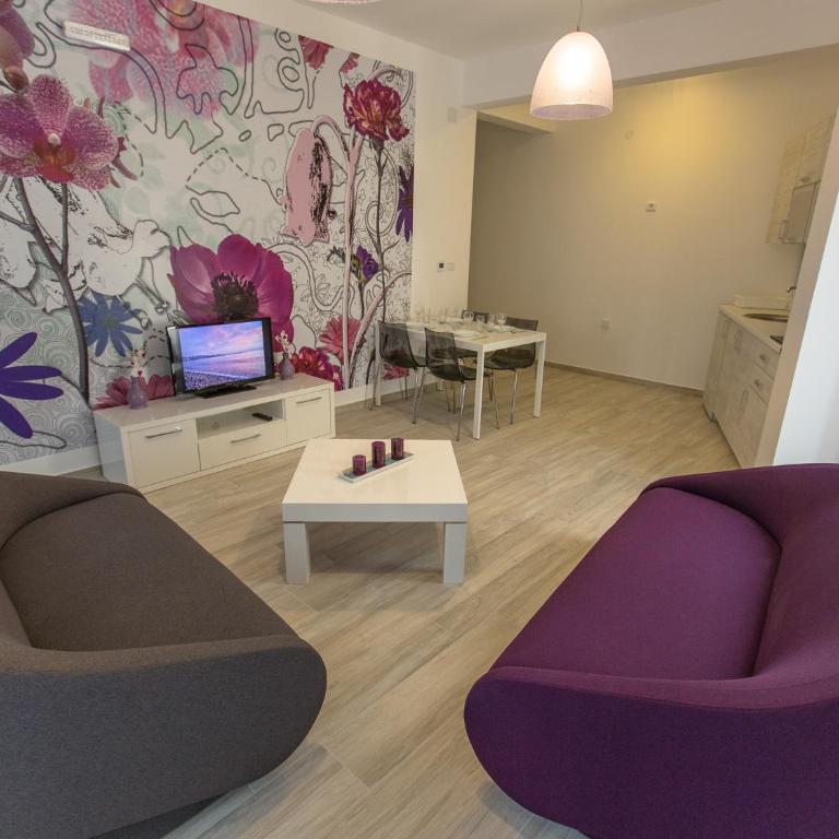 Apart Hotel Sea Fort - Apartman s 1 Spavaćom Sobom, Balkonom i Pogledom na Vrt - 9