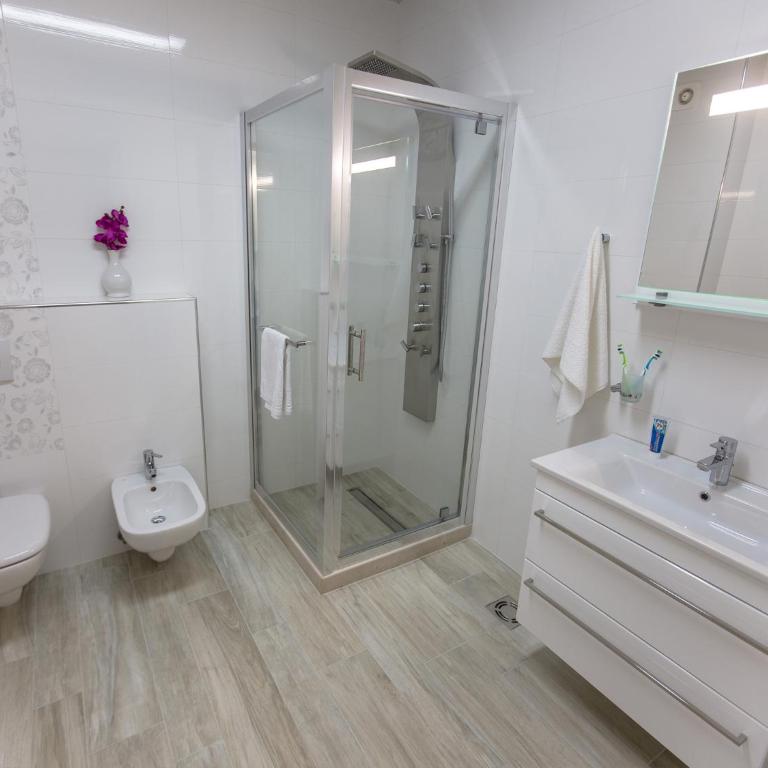 Apart Hotel Sea Fort - Apartman s 1 Spavaćom Sobom, Balkonom i Pogledom na More - 4
