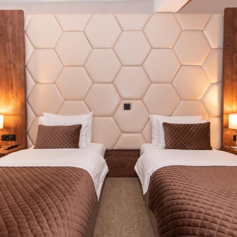 Amsterdam Hotel - Komfor Dvokrevetna Soba sa Zasebnim Krevetima - 6