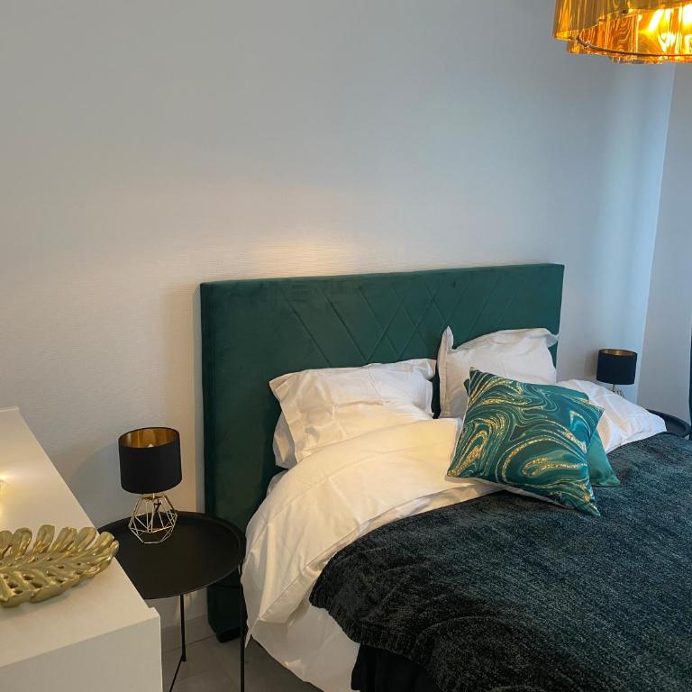Le Grand DOLLFUS, 90m2 de charme au coeur de ville - Apartment - 13