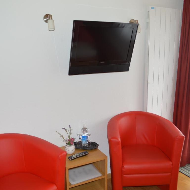 Hotel Grimsel - Doppelzimmer mit Balkon - 3