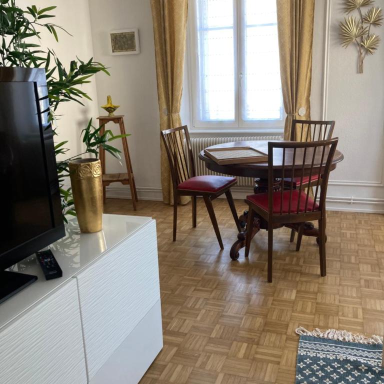 TANGO appartement de charme calme 75m2 6 pers,2 chambres,patio - Apartment mit 2 Schlafzimmern - 2
