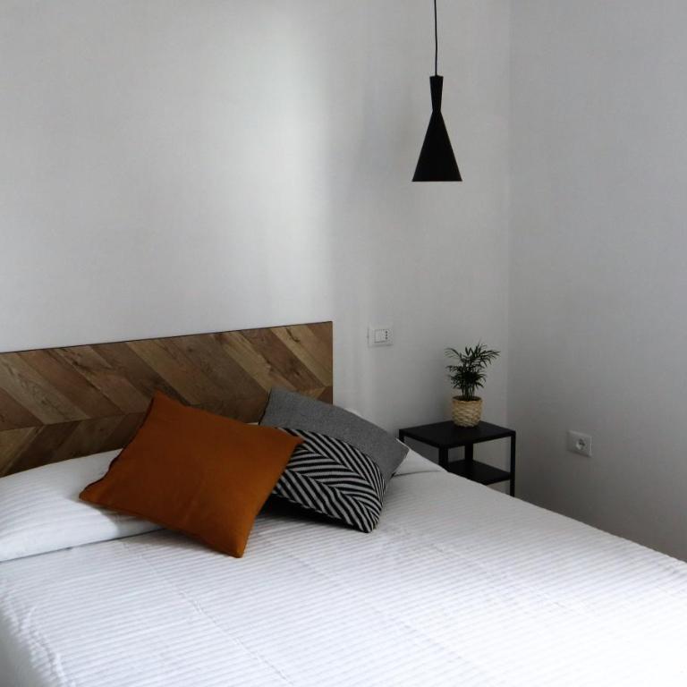 B&B Casa Valentina - Double Room with Balcony - 6
