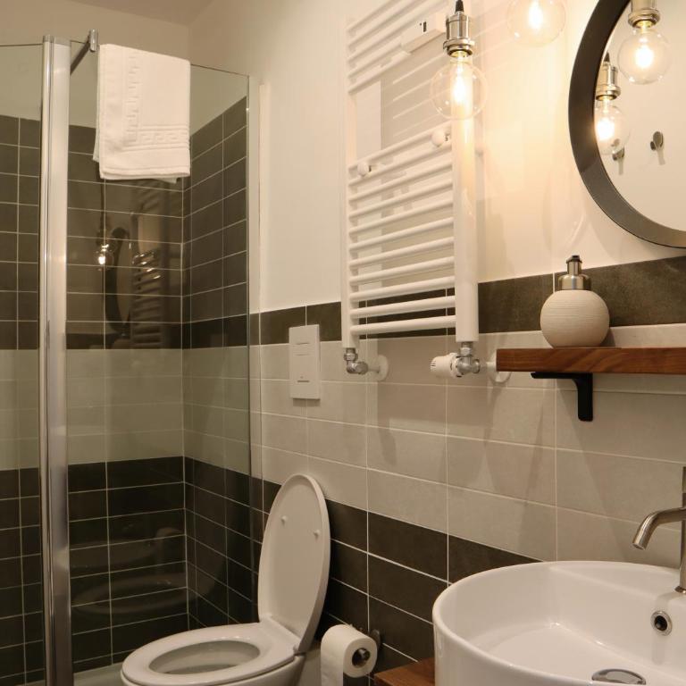 B&B Casa Valentina - Double Room with Balcony - 10