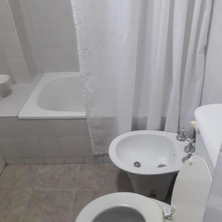 dpto centrico con cochera - Apartamento de 1 dormitorio - 24