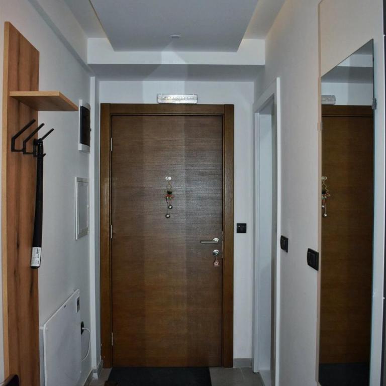 Eagle View Milmari N81 - One-Bedroom Apartment - 14