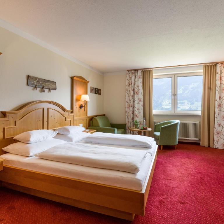Hotel Waldfriede - Panoramic View Zillertal - Doppelzimmer mit Panoramablick - 3