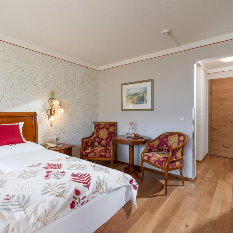 Hotel Waldfriede - Panoramic View Zillertal - Superior Doppelzimmer - 3