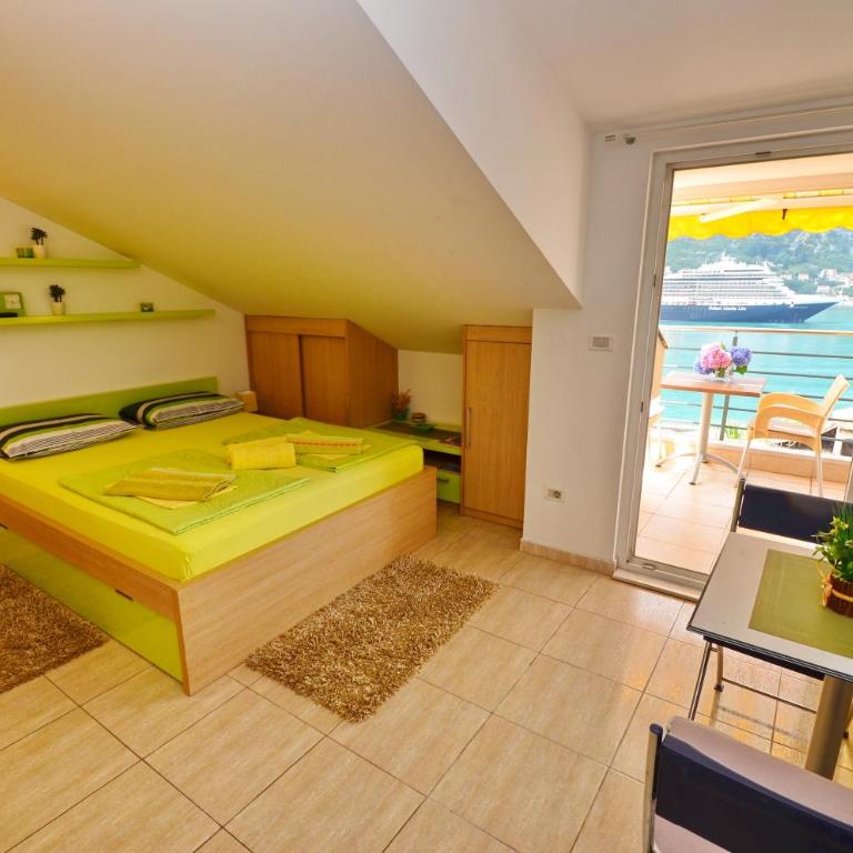 Palma Apartments - Studio with Balcony and Sea View (2 Adults) - 2