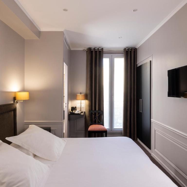 Pavillon Monceau by Happyculture - Chambre Double ou Lits Jumeaux avec Balcon - 1
