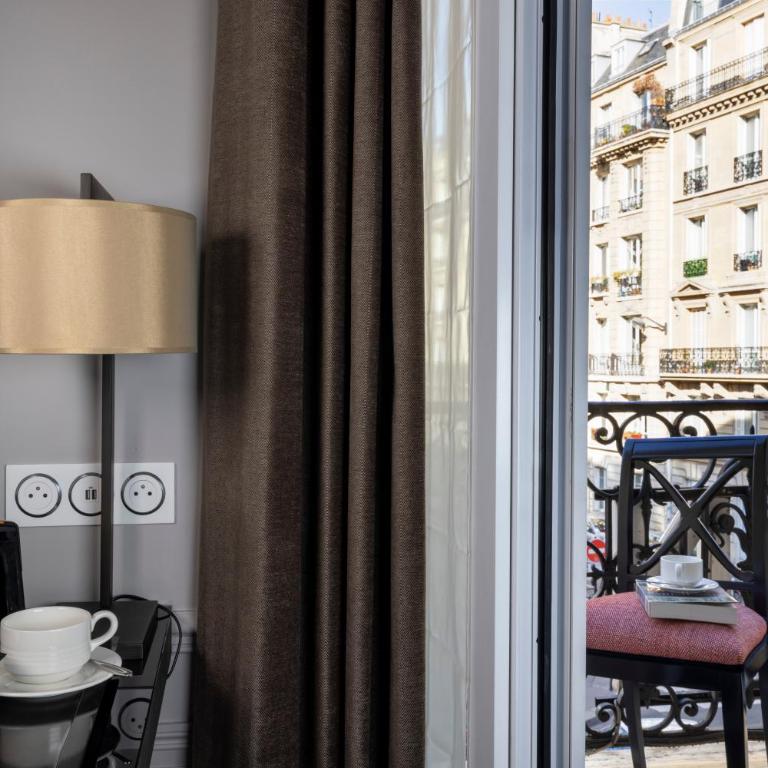 Pavillon Monceau by Happyculture - Chambre Double ou Lits Jumeaux avec Balcon - 5