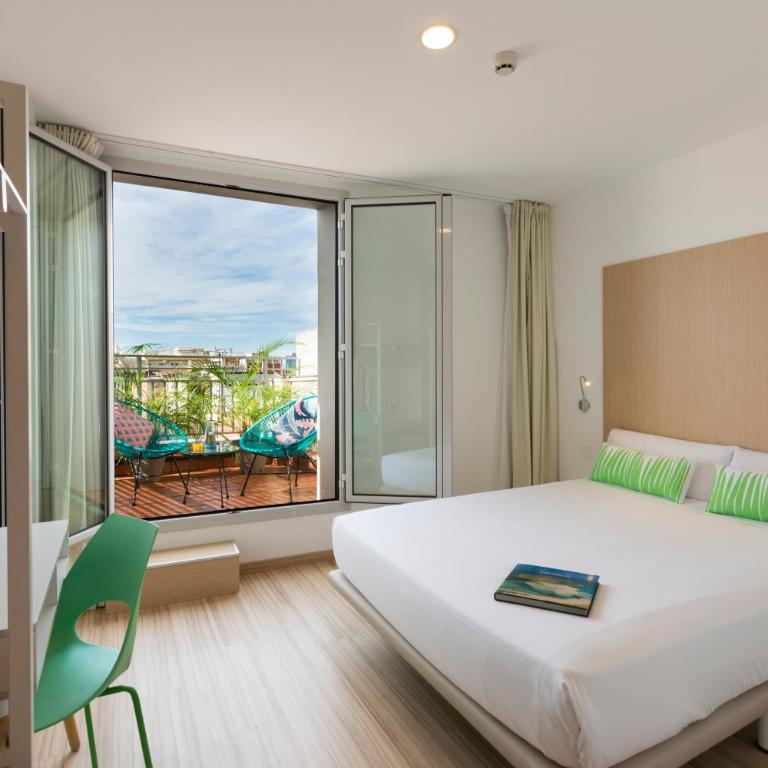 SmartRoom Barcelona - Double Room with Terrace - 1