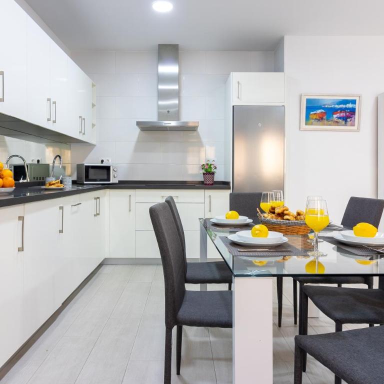 Santa María FreshApartments - Two-Bedroom Apartment - 13